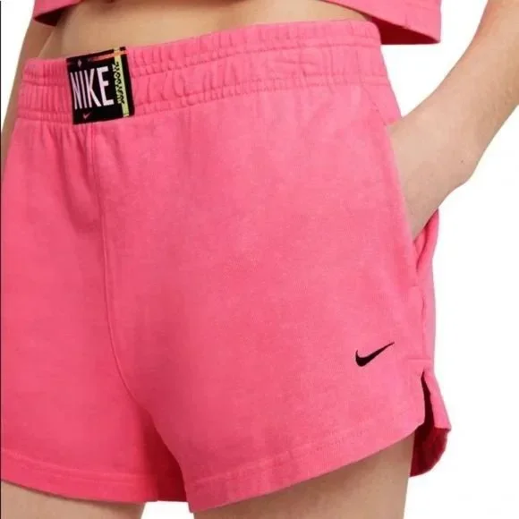 NIKE WOMENS SPORTWEAR WASH PACK SHORTS NWT - Picture 3 of 7
